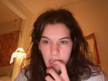 sky_lounge's chat room