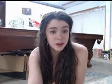 rosegold18's chat room