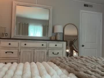 roxyrain2736's chat room