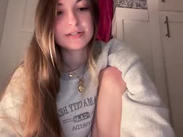 fantasyella's chat room