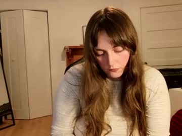 clover_tully's chat room