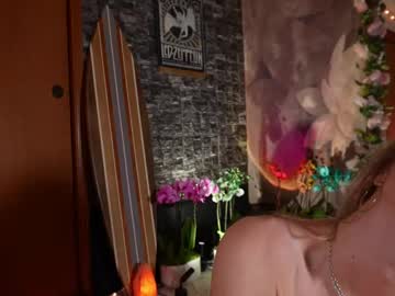 lucy_gooosey's chat room