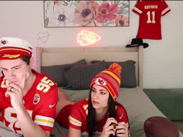 ari_lovexo's chat room