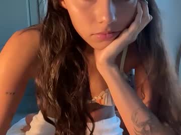 greasybangs's chat room