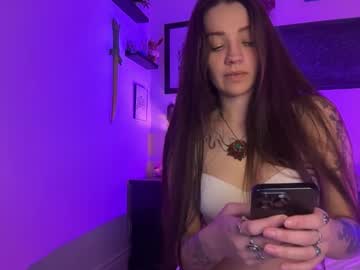 hannahtaylorr's chat room