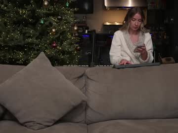 blondefoxsilverfox's chat room