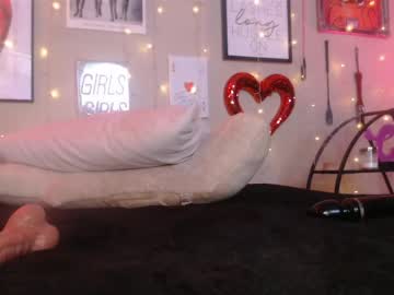 milf_lacey's chat room