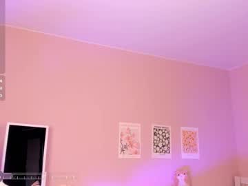 eva_after_dark's chat room