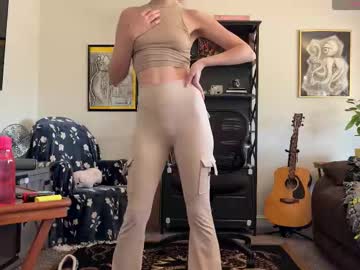 azeraika's chat room