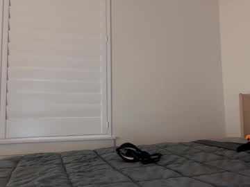 ella_hill's chat room