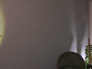 littlemiss_kira's chat room