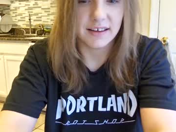 tinywithtiddies's chat room