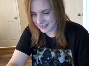 tinywithtiddies's chat room