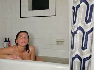 babywolfies's chat room