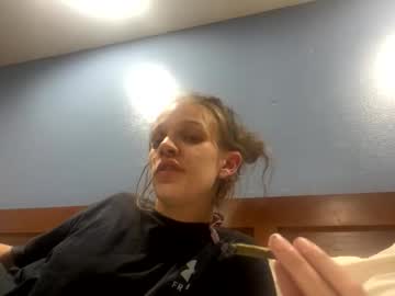 firsttime_freak's chat room