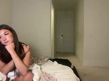 kendallmonroee's chat room