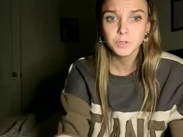 scarletterose_504259's chat room