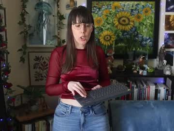 ellynaomi's chat room