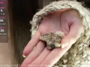 emilygrey_'s chat room