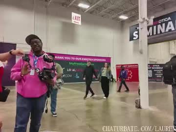 laurenphillips's chat room