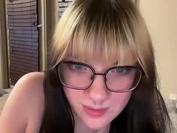 irissweets's chat room