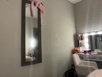 sophiasecretsx's chat room