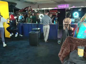 foxy_gamer's chat room