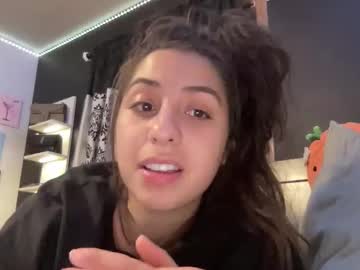 avamonroexo's chat room