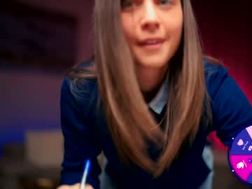 newchloe18's chat room