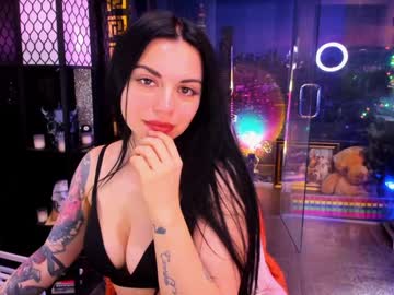 alma_pearl's chat room