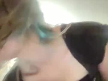 beebeebuzzzzzz's chat room