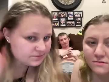 fall_flowers96's chat room