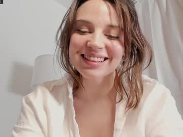 cinnabelle's chat room