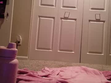 luckyducky02's chat room