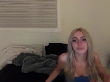 chloeros3e's chat room