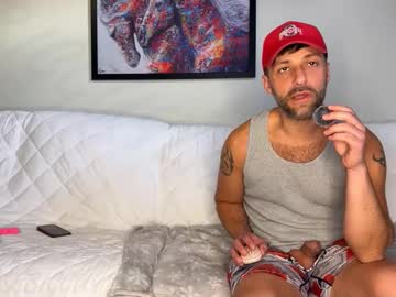 bigguylilmiss's chat room