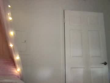 claraxoxo_'s chat room