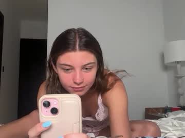 chloecookk's chat room