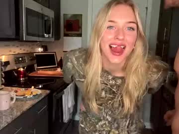 luv_birds's chat room