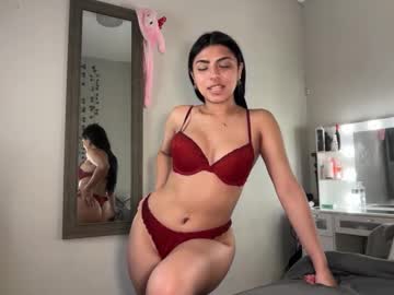 sophiasecretsx's chat room