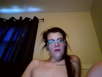 footsiebootsie32's chat room