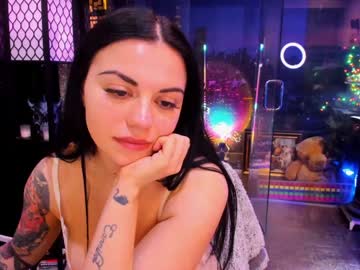 alma_pearl's chat room