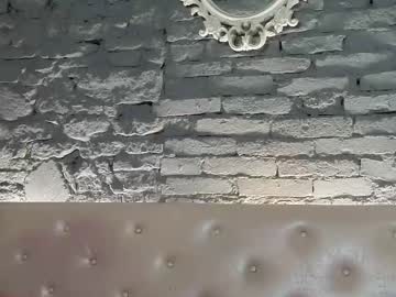 vixvixenn's chat room