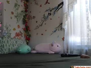 aliceriverscam's chat room