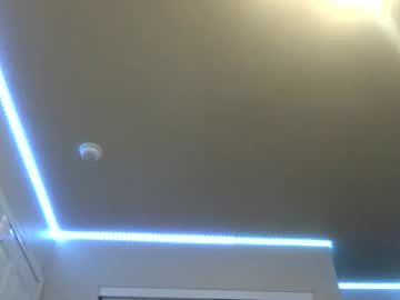 pretty_girl828687's chat room