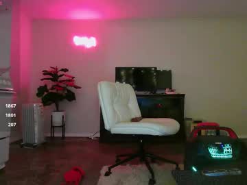 esoterickitten777's chat room