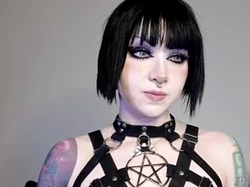 ivey_strigoi's chat room