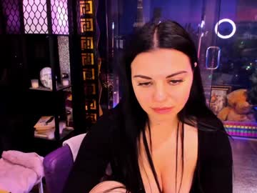 alma_pearl's chat room