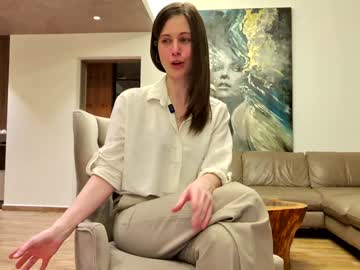 newchloe18's chat room