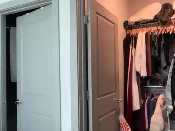 greasybangs's chat room